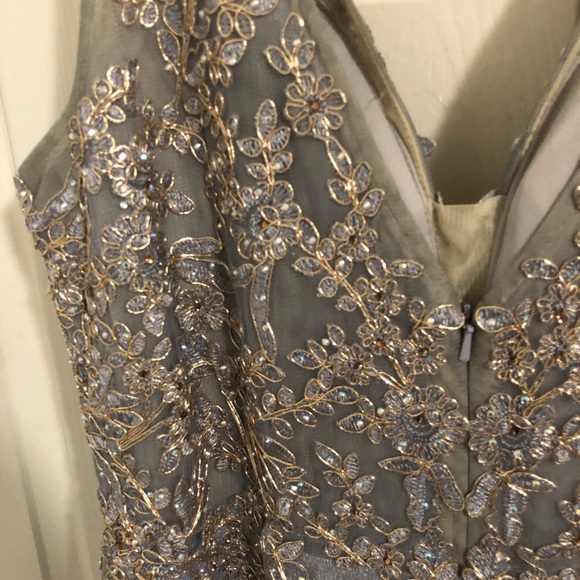 New prom dress never worn due to COVID - Picture 3 of 4